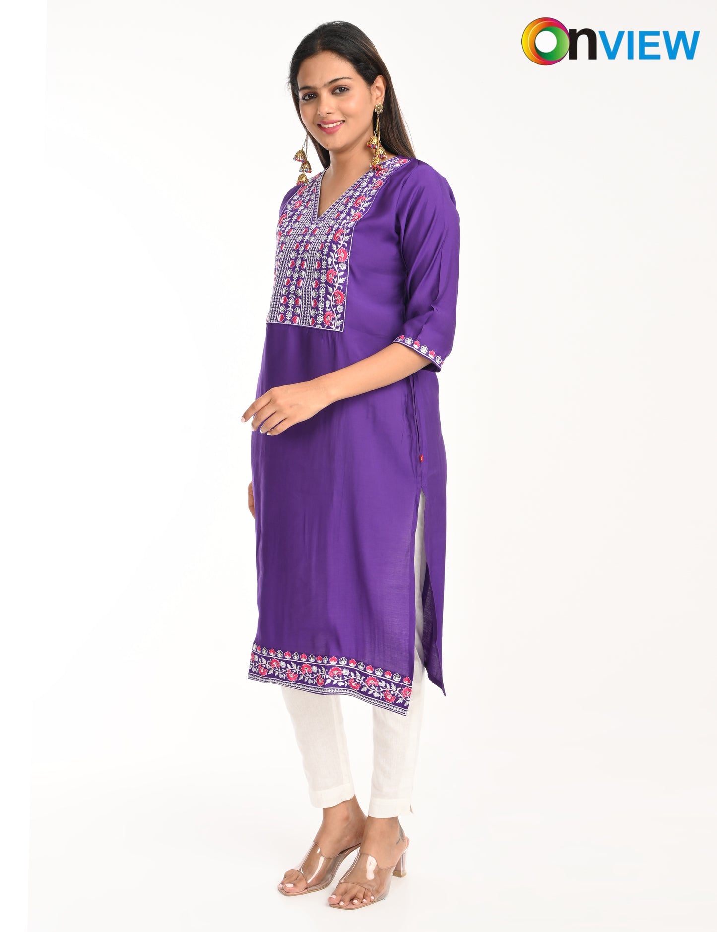 ONVIEW | 1422 | ROMAN SILK EMBROIDERY WITH BORDER | PACK OF 4