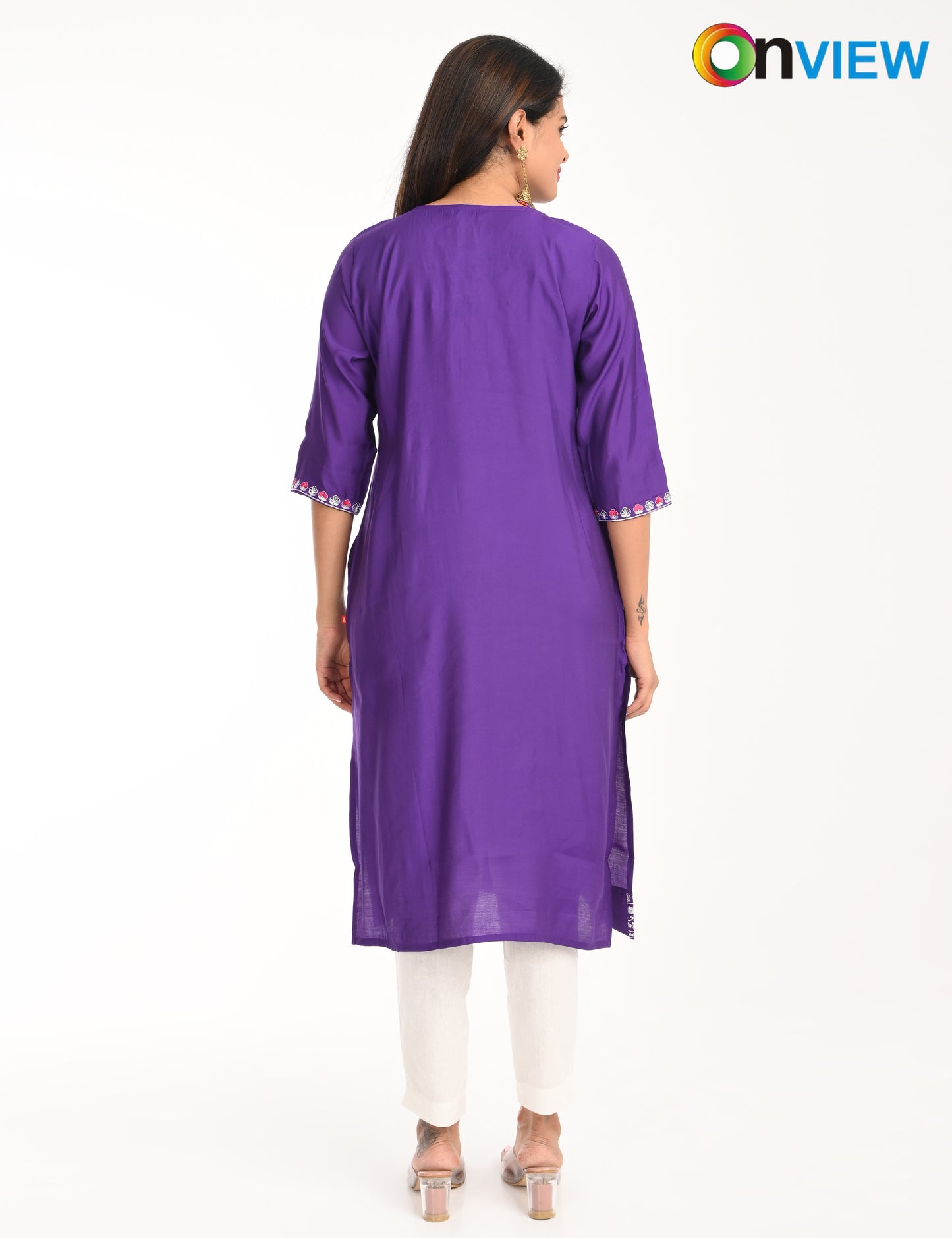 ONVIEW | 1422 | ROMAN SILK EMBROIDERY WITH BORDER | PACK OF 4