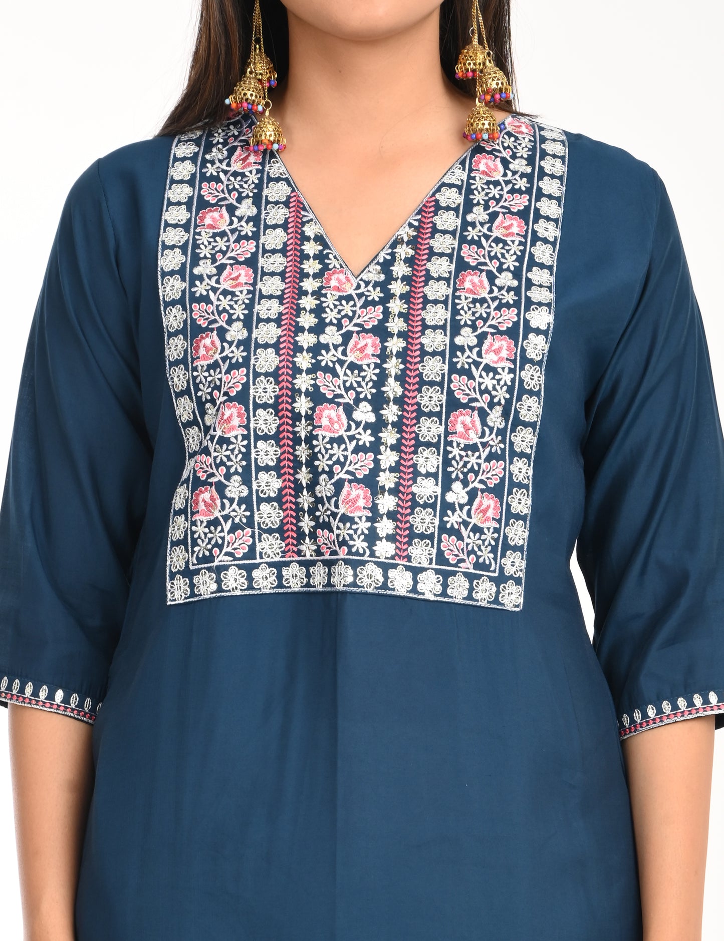 ONVIEW | 1423 | ROMAN SILK EMBROIDERY WITH BORDER | PACK OF 4