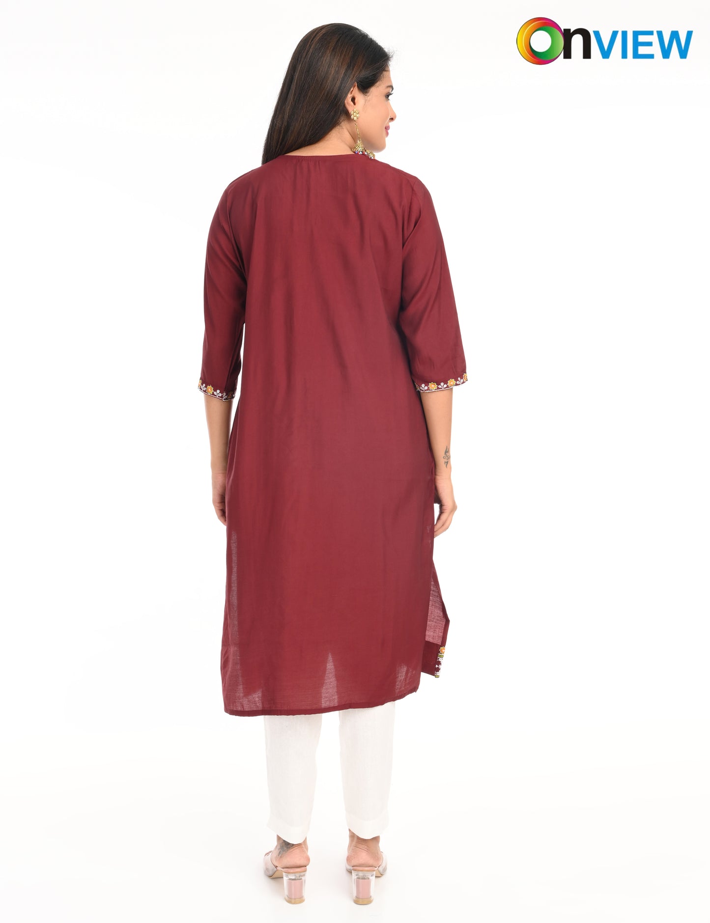 ONVIEW | 1424 | ROMAN SILK EMBROIDERY WITH BORDER | PACK OF 4