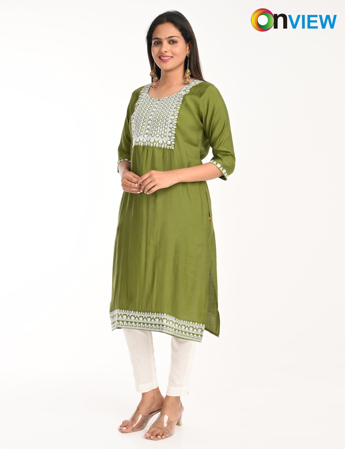 ONVIEW | 1425 | ROMAN SILK EMBROIDERY WITH BORDER | PACK OF 4