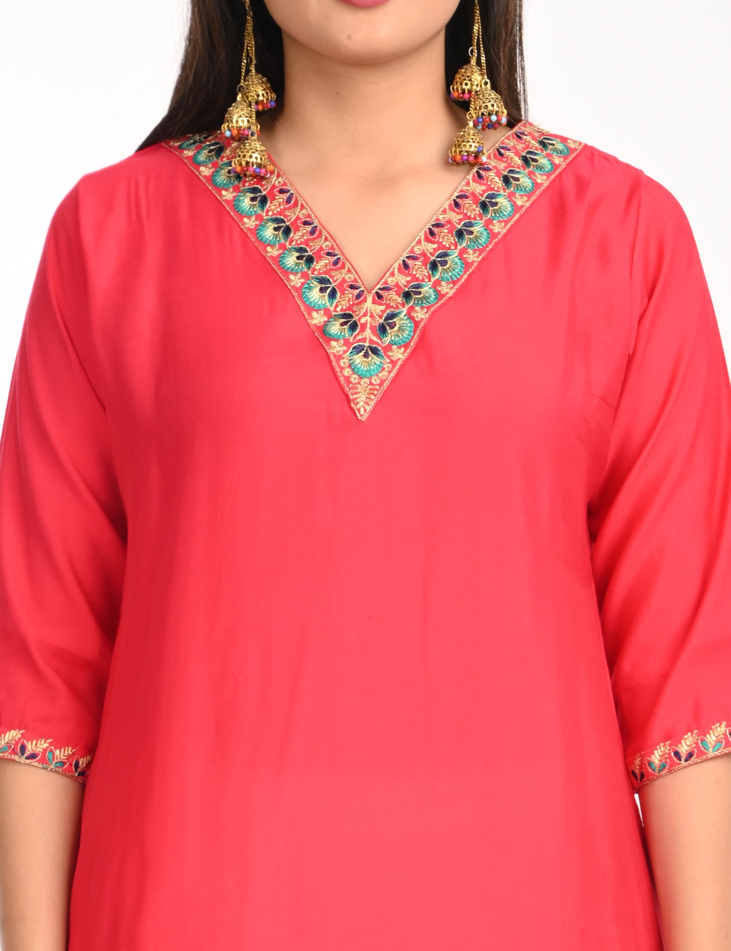 ONVIEW | 1428 | ROMAN SILK EMBROIDERY WITH BORDER | PACK OF 4
