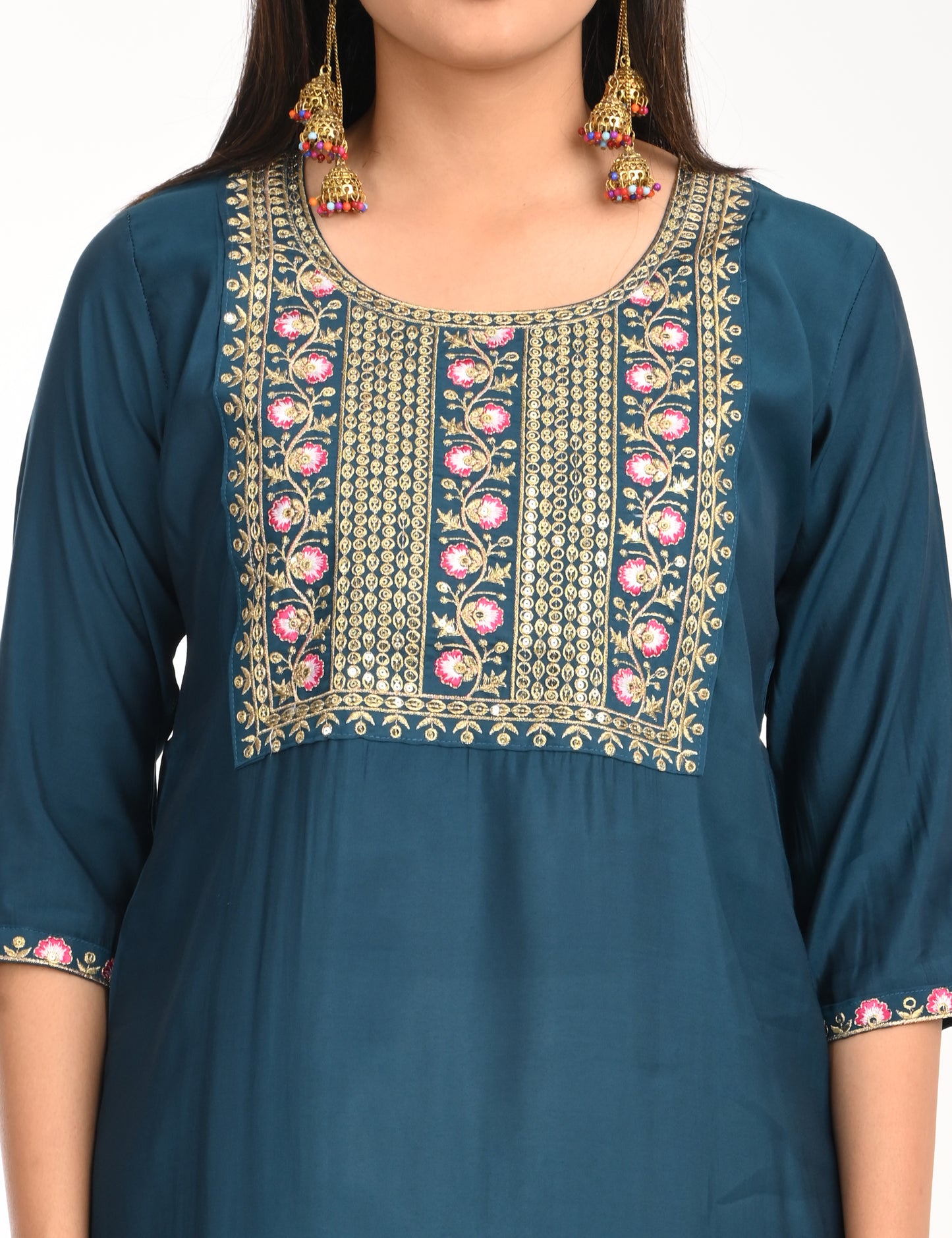 ONVIEW | 1429 | ROMAN SILK EMBROIDERY WITH BORDER | PACK OF 4
