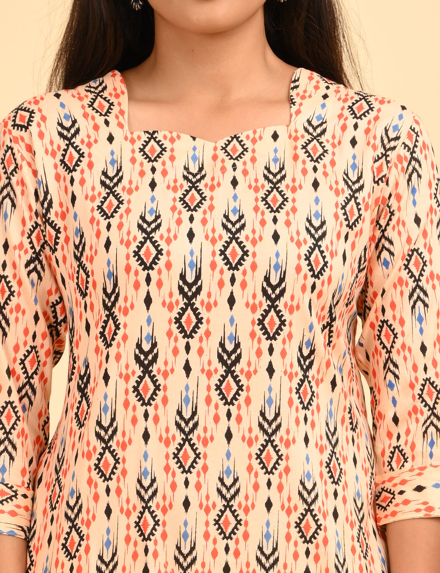 AARVIJA | 342 | DESIGN NECK WITH POCKET | PACK OF 4