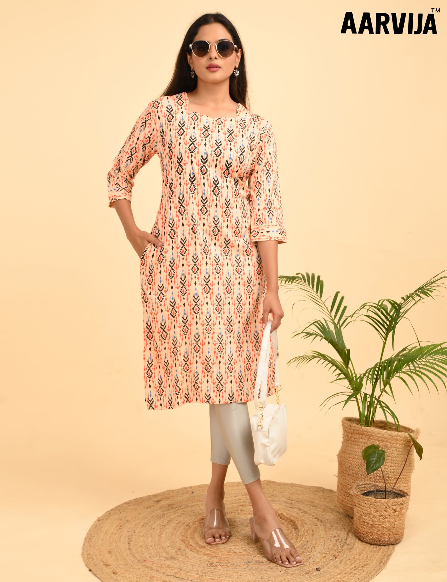 AARVIJA  | 342 | DESIGN NECK WITH POCKET | PACK OF 4