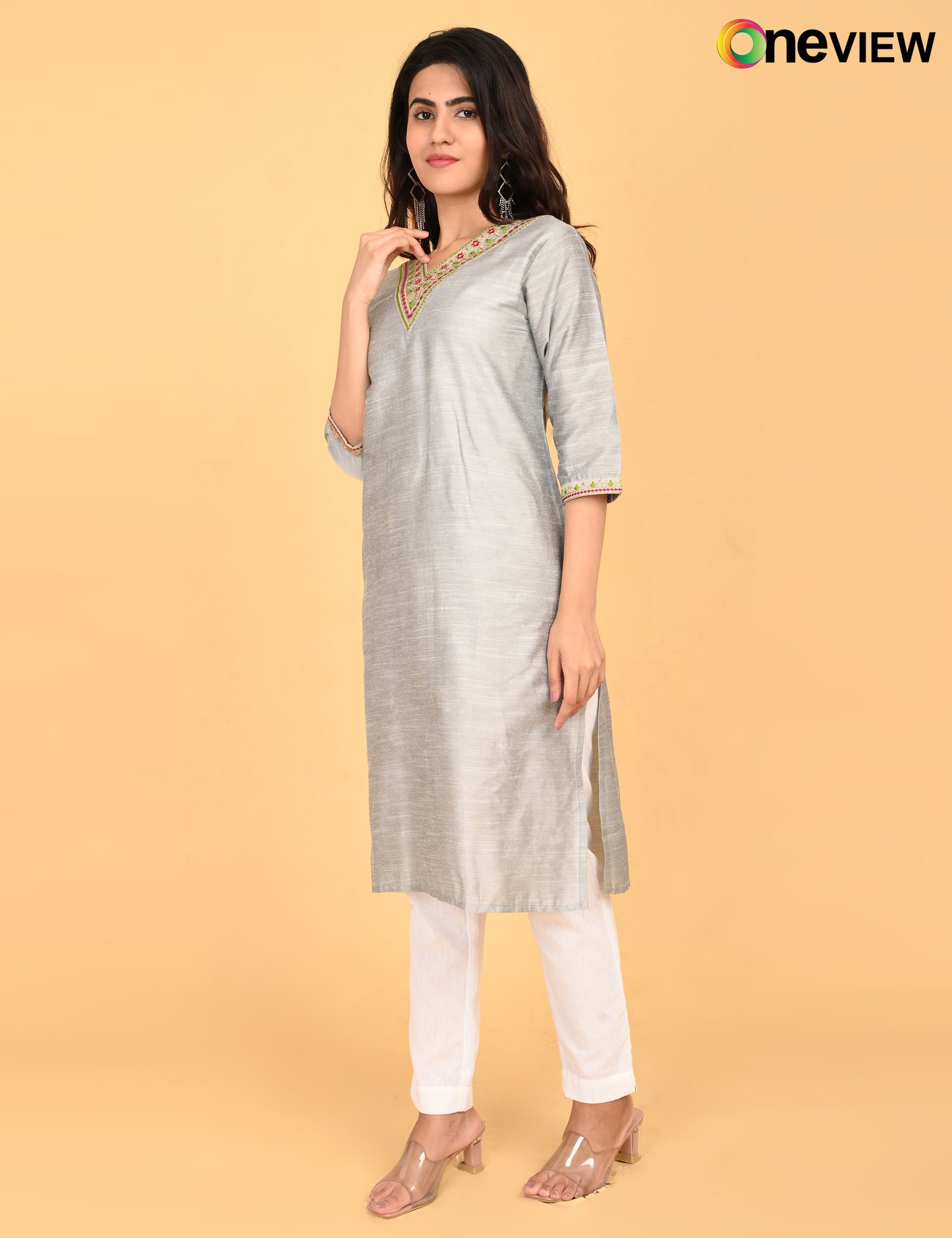 ONVIEW | 1123 | V-NECK EMBROIDERY | PACK OF 4
