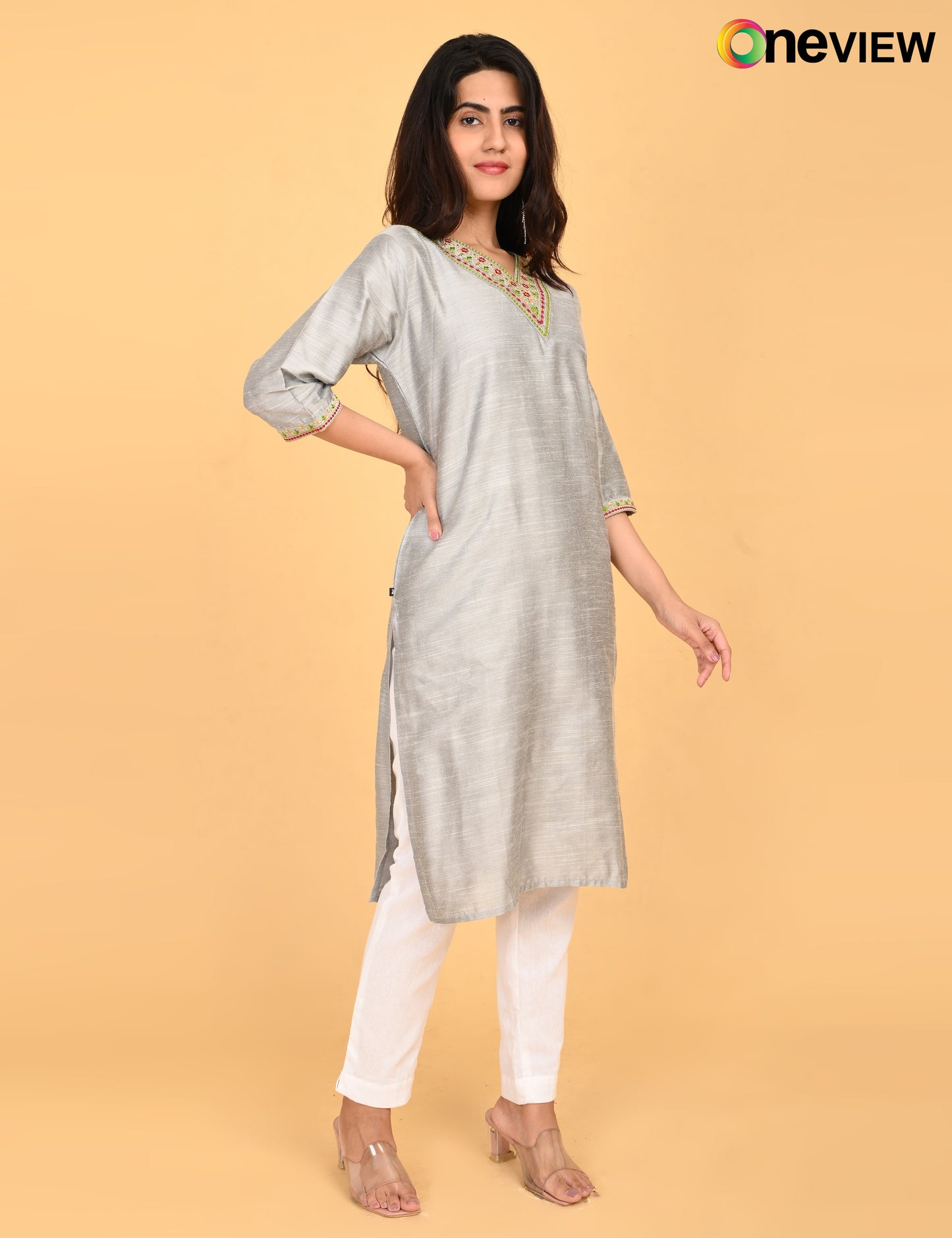 ONVIEW | 1123 | V-NECK EMBROIDERY | PACK OF 4