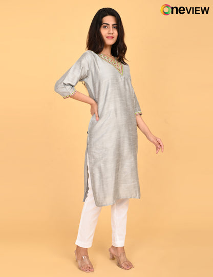 ONVIEW | 1123 | V-NECK EMBROIDERY | PACK OF 4