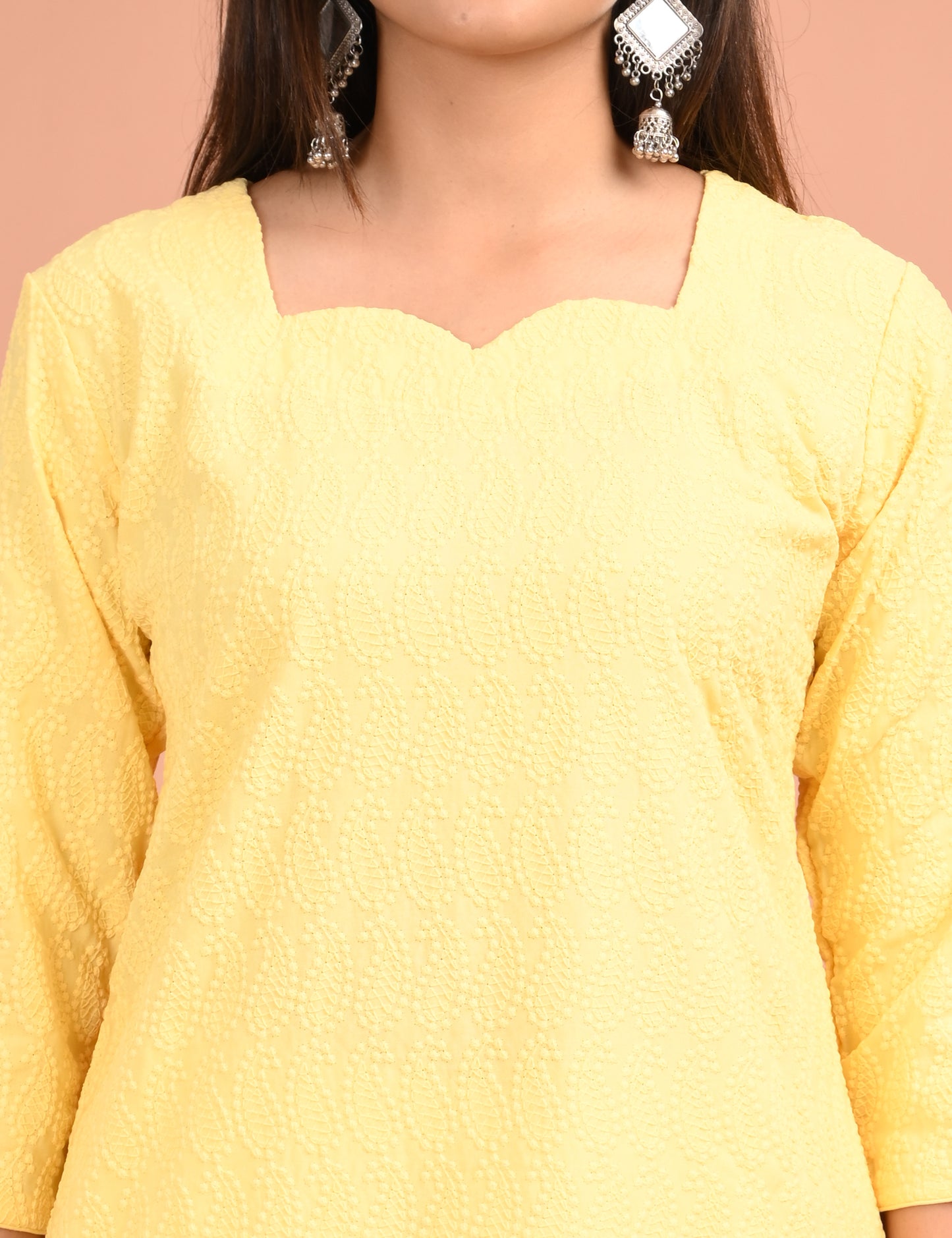 ONVIEW | 187 | CHIKANKARI DESIGN NECK | PACK OF 4