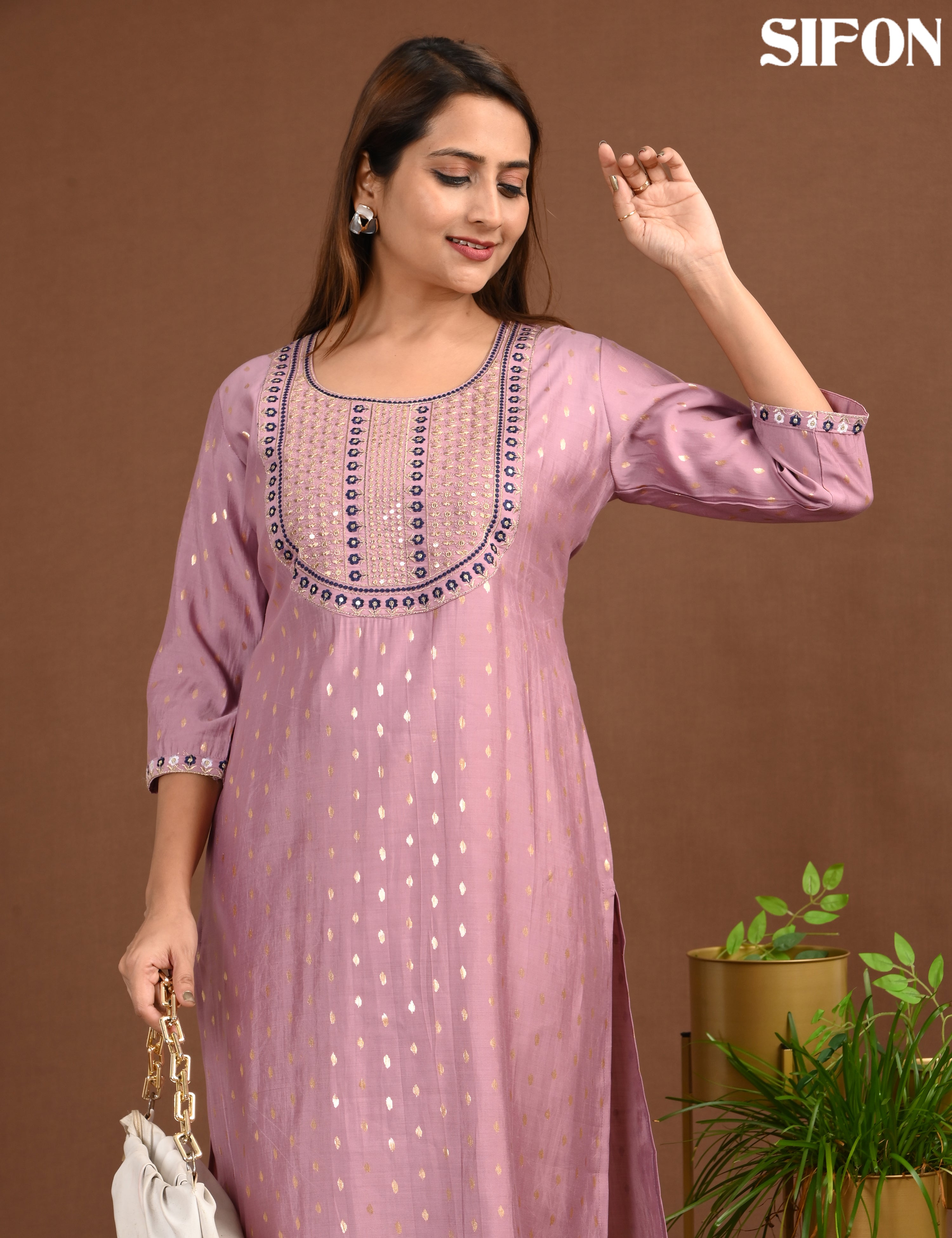 ONVIEW | 696 | ROMAN SILK BIG EMBROIDERY | PACK OF 6