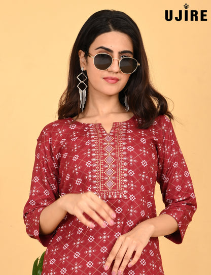 UJIRE | 051 | SMALL EMBROIDERY | PACK OF 4